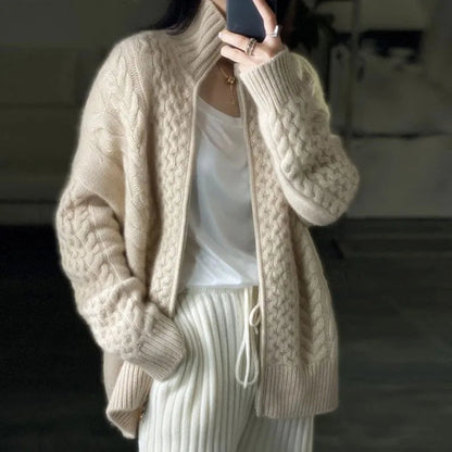 Cable Knit Zip Jumper | Soft Beige Essential for Autumn